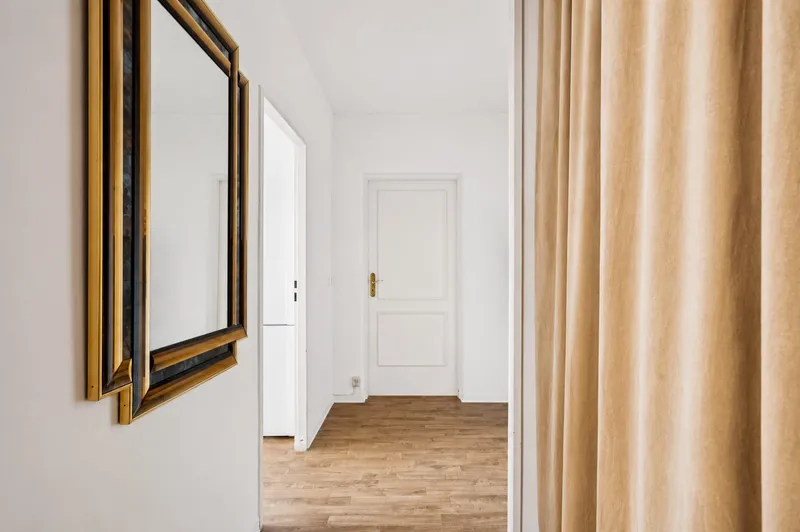 Möblierte 2-Zimmer-Wohnung oder 2er-WG in Berlin-Kreuzberg – direkt am Checkpoint Charlie — photo 1